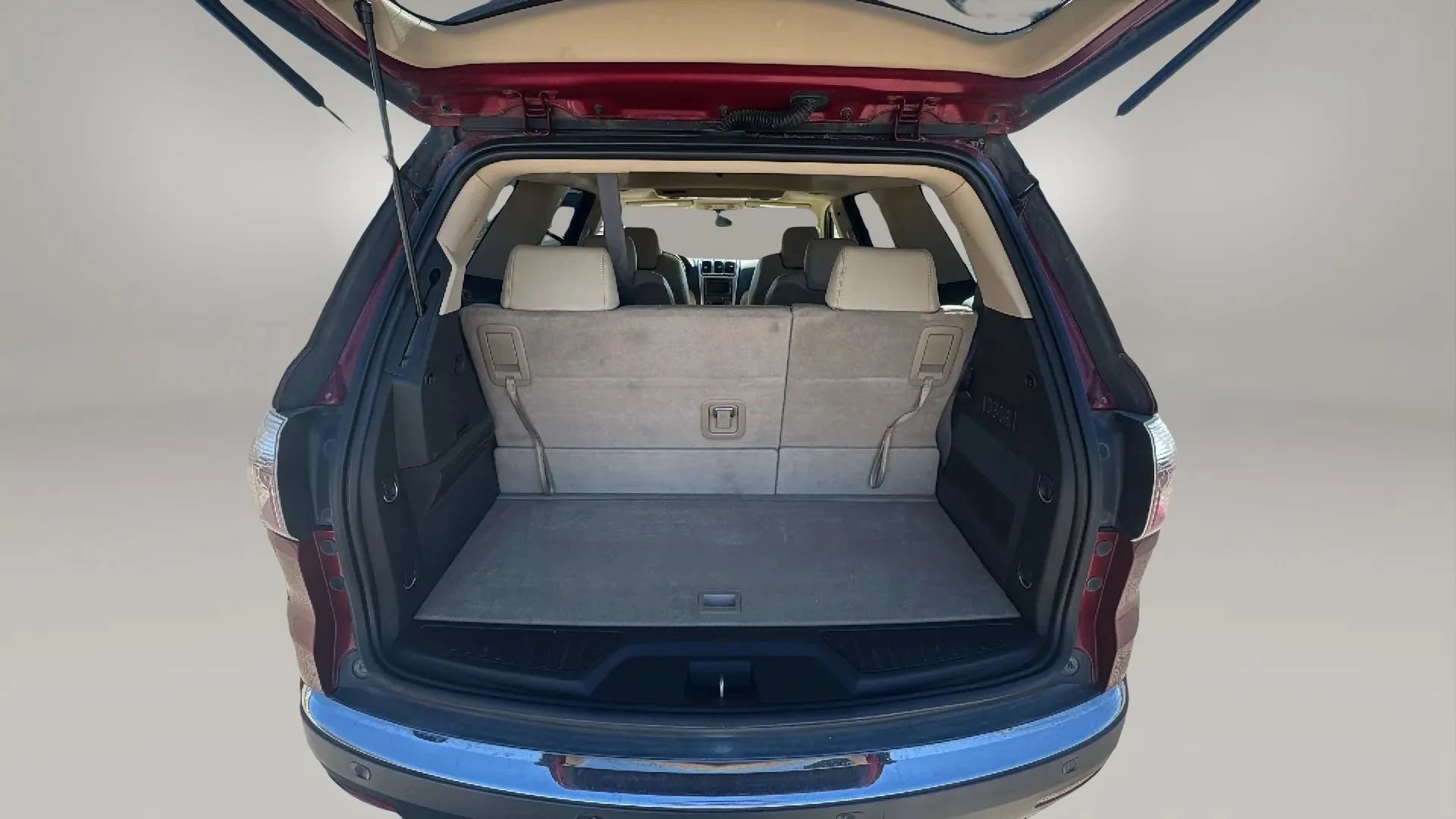 Used 2010 GMC Acadia SLT w/ Technology Package FWD image 25