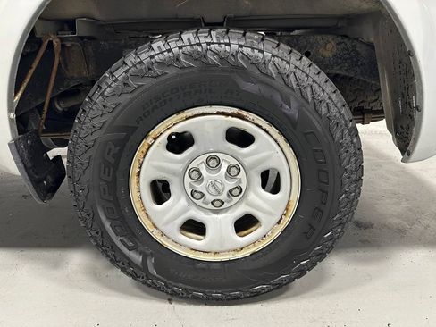 Used 2018 Nissan Frontier S RWD image 56