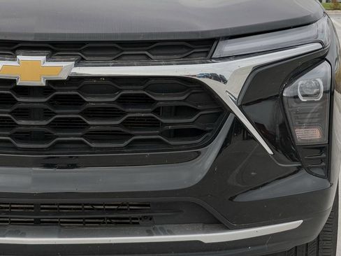 Certified 2025 Chevrolet Trax LT image 8