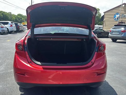 Used 2017 MAZDA MAZDA3 Grand Touring FWD image 24