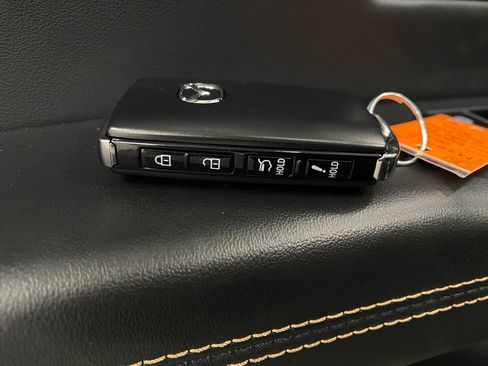 New 2025 MAZDA CX-90 3.3 Turbo w/ Preferred Package image 32