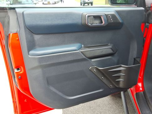 Used 2023 Ford Bronco Heritage Edition AWD/4WD image 22