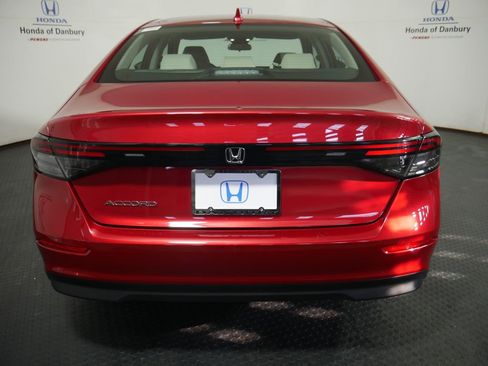 Used 2024 Honda Accord EX image 9