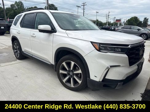 Used 2024 Honda Pilot Elite image 6