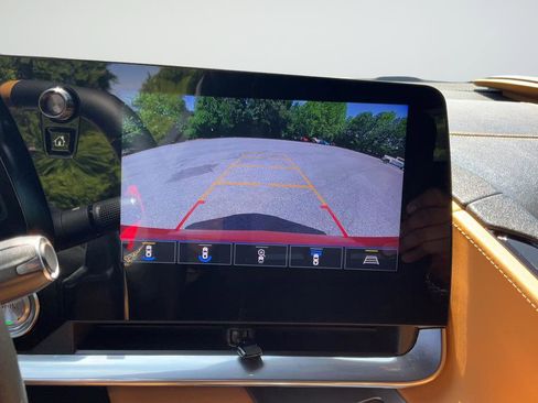 Certified 2020 Chevrolet Corvette Stingray Preferred Cpe w/ 2LT Preferred Equipment Group RWD image 17