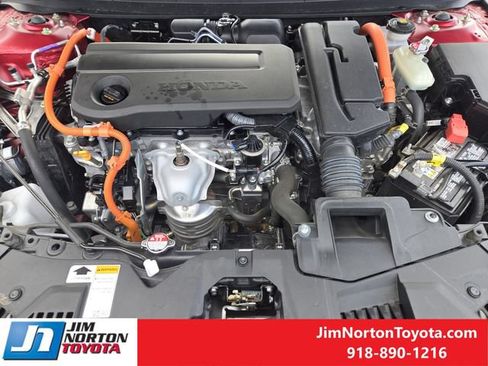 Used 2024 Honda Accord Sport image 31