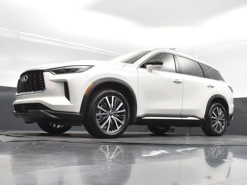 Used 2025 INFINITI QX60 Sensory w/ Vision Package AWD/4WD image 41