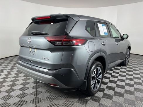 Used 2023 Nissan Rogue SV image 10
