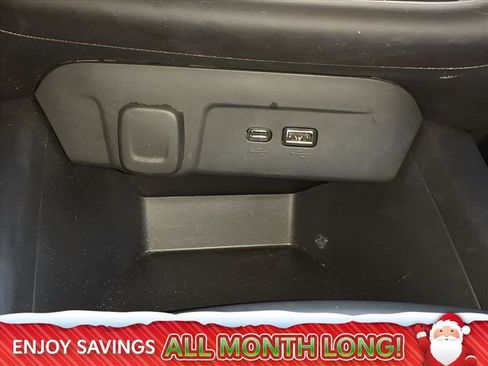 Used 2024 Chevrolet Trax RS image 24