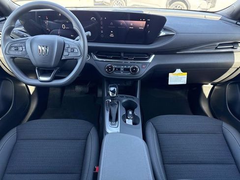 New 2026 Buick Envista Preferred w/ Advanced Safety Package image 18