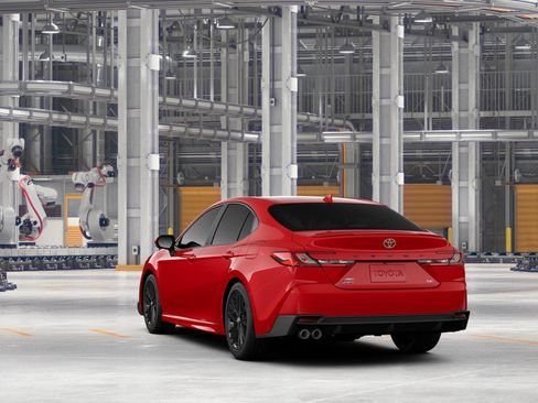 New 2026 Toyota Camry SE image 9