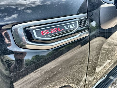 Used 2020 GMC Sierra 1500 AT4 w/ AT4 Premium Package AWD/4WD image 3