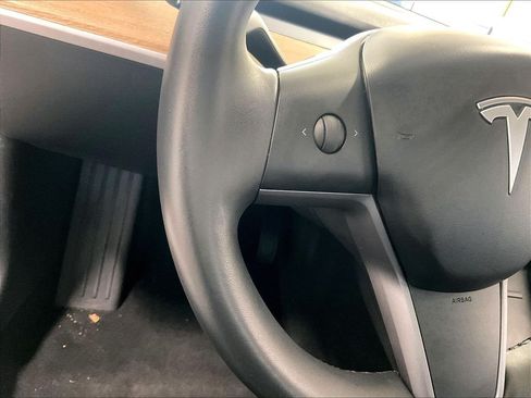 Used 2018 Tesla Model 3 Long Range AWD/4WD image 23