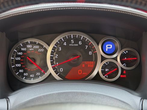 Used 2010 Nissan GT-R Premium AWD/4WD image 21
