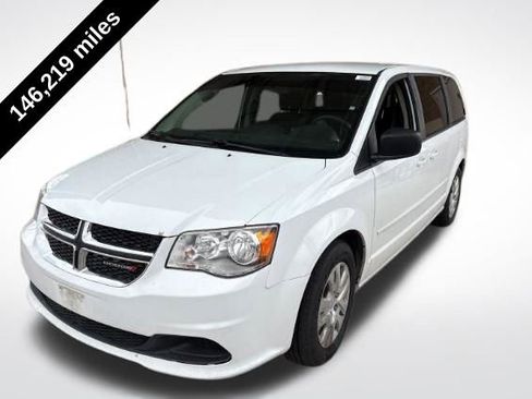 Used 2016 Dodge Grand Caravan SE w/ Quick Order Package 29E SE FWD image 2