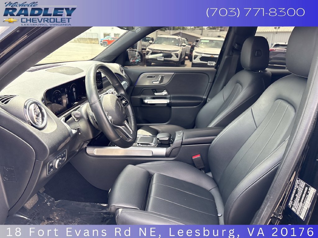 Used 2022 Mercedes-Benz GLB 250 4MATIC image 3
