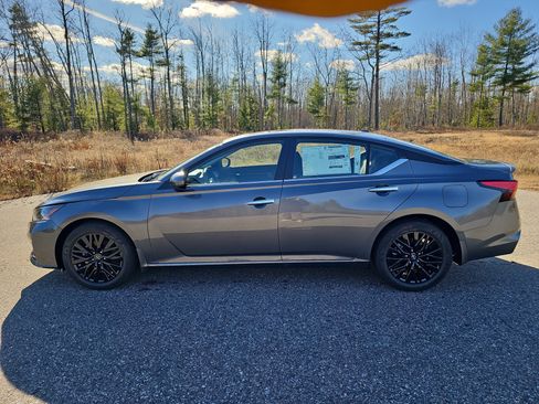 New 2025 Nissan Altima 2.5 SV w/ SV Special Edition Package image 2