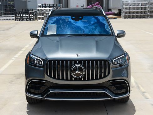 Used 2021 Mercedes-Benz GLS 63 AMG 4MATIC image 23