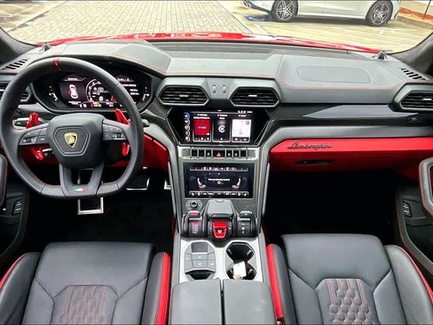 Used 2024 Lamborghini Urus S image 14