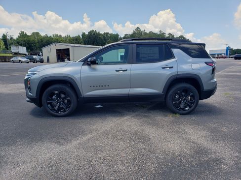New 2026 Chevrolet Equinox LT w/ Convenience Package II FWD image 6