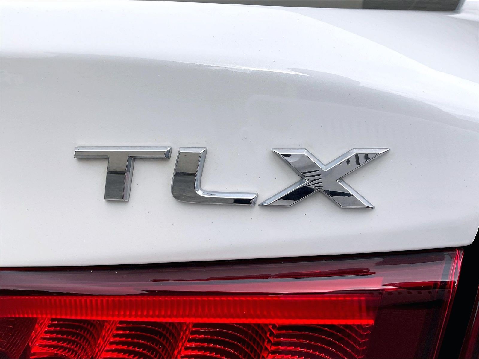 Used 2016 Acura TLX FWD image 7