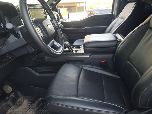 Used 2025 Ford F150 Lariat AWD/4WD image 7