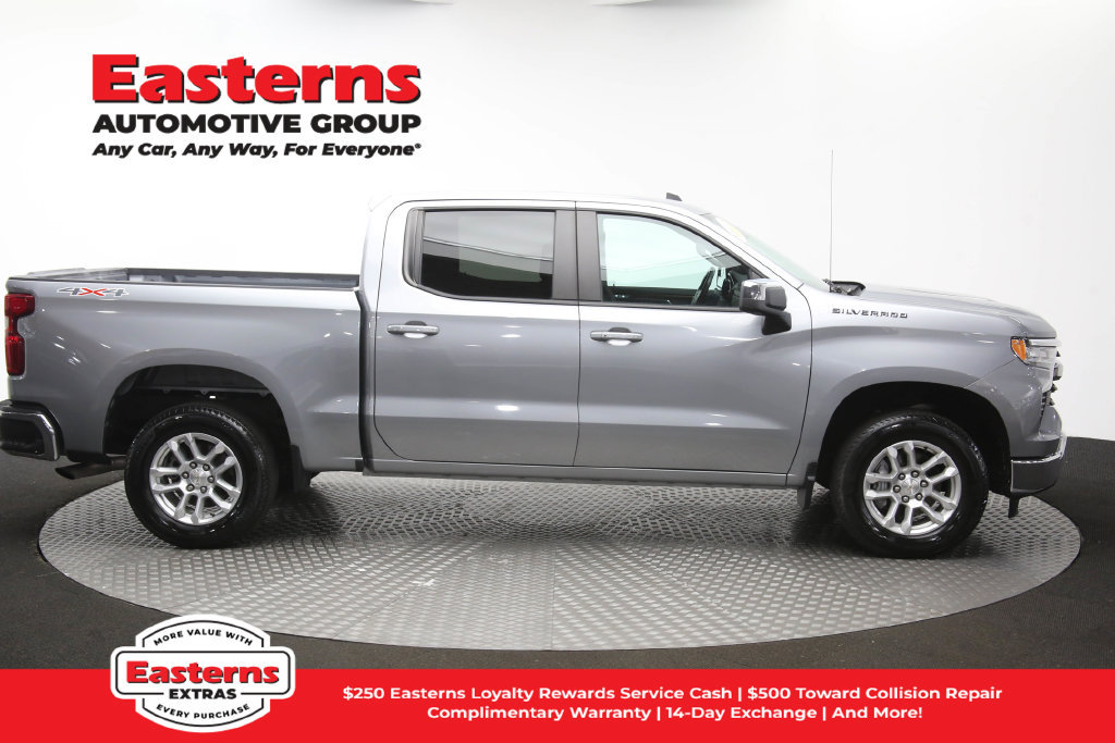 Used 2023 Chevrolet Silverado 1500 LT AWD/4WD image 48