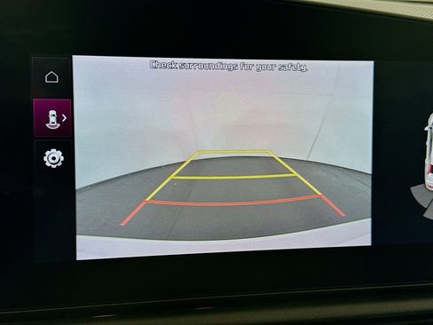 Used 2023 Kia Niro Wind w/ Wind Preserve Package FWD image 23