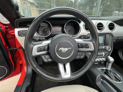 Used 2016 Ford Mustang Premium image 36