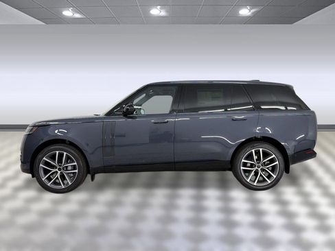 New 2026 Land Rover Range Rover Long Wheelbase SE image 2