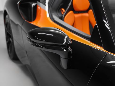 Certified 2023 Ferrari SF90 Spider AWD/4WD image 14