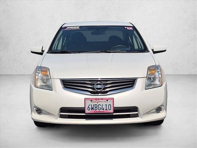 Used 2012 Nissan Sentra 2.0 FWD image 2