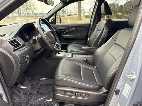 Used 2023 Honda Passport EX-L image 13