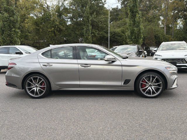 Used 2025 Genesis G70 2.5T AWD/4WD image 2