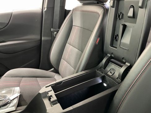 Used 2024 Chevrolet Equinox RS image 32