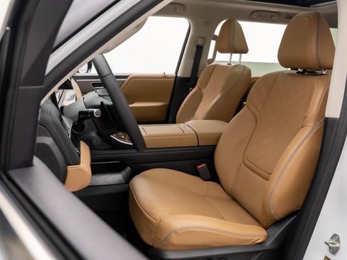 New 2026 INFINITI QX80 Luxe w/ Cargo Package image 19