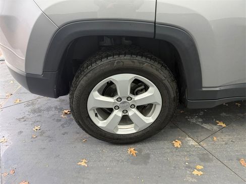 Used 2019 Jeep Compass Latitude w/ Cold Weather Group image 35