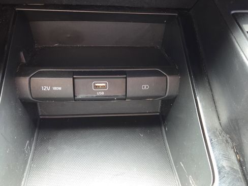 Used 2021 Kia Telluride S AWD/4WD image 24