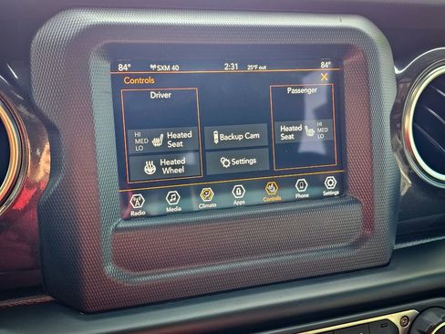 Certified 2021 Jeep Wrangler Unlimited Sahara image 22