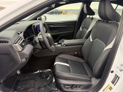 Certified 2025 Toyota Camry SE image 13