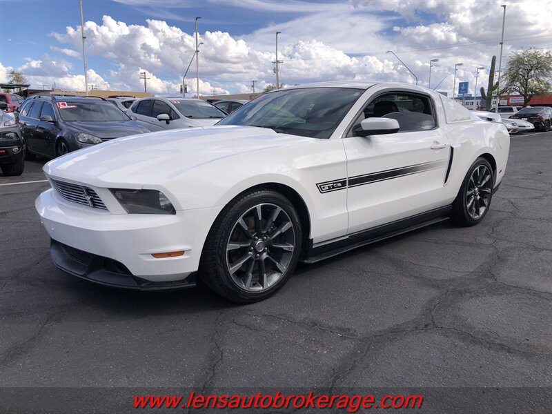 Used 2011 Ford Mustang GT Premium w/ 402A Rapid Spec Order Code RWD image 4