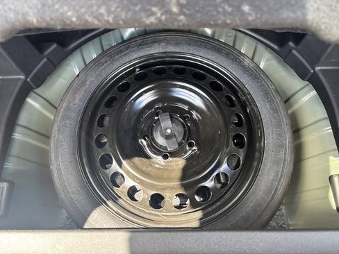 Used 2022 Chevrolet Equinox LT image 40