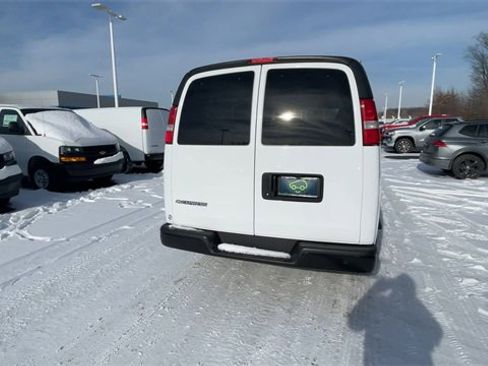 Certified 2023 Chevrolet Express 3500 LS image 7