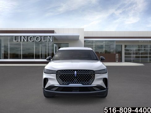 Used 2026 Lincoln Nautilus Premier w/ Equipment Group 102A AWD/4WD image 7