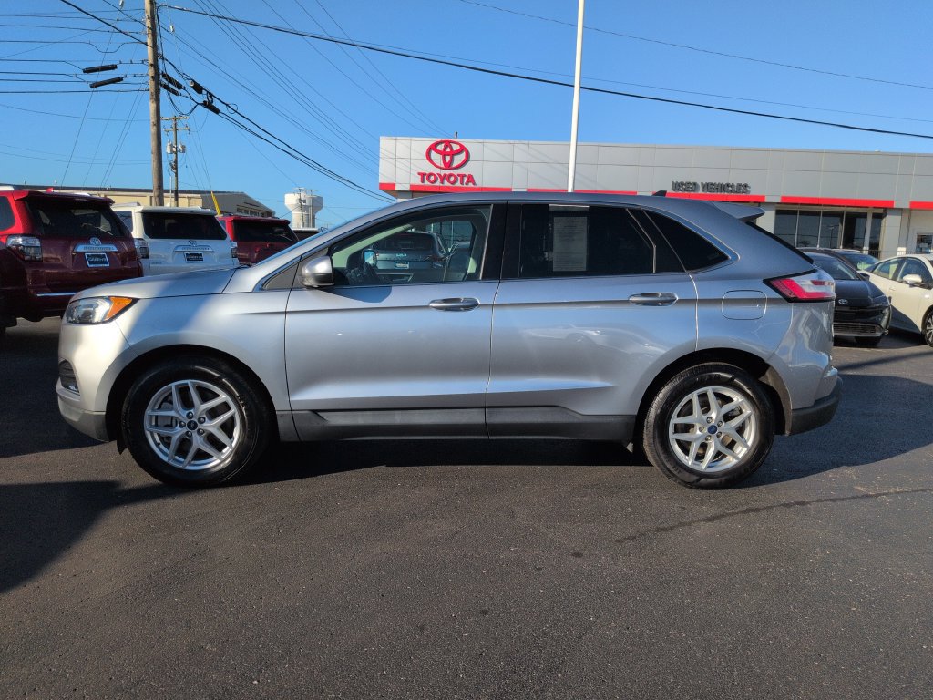 Used 2022 Ford Edge SEL AWD/4WD image 2