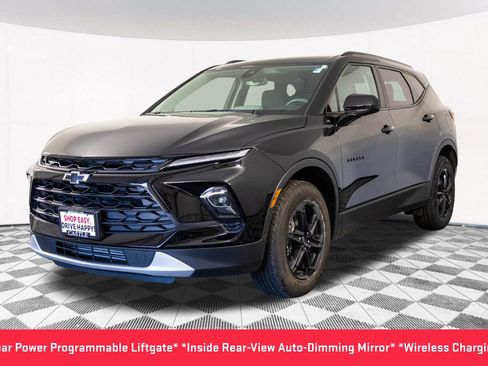 Certified 2023 Chevrolet Blazer LT w/ Convenience Package image 11