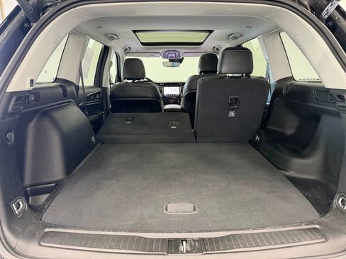 Used 2023 Jeep Grand Cherokee Limited image 27