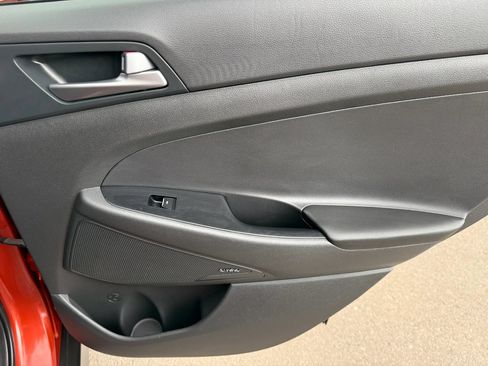 Used 2017 Hyundai Tucson Limited AWD/4WD image 19