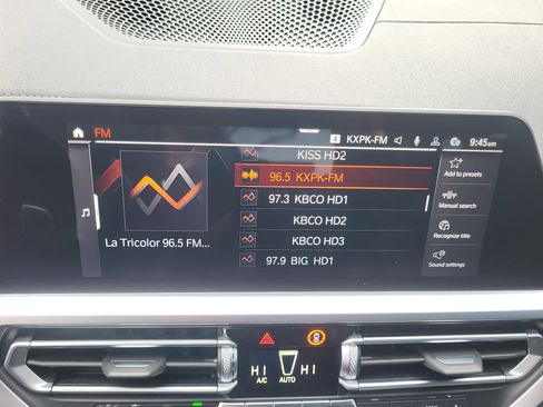 Used 2021 BMW 330i Sedan w/ M Sport Package image 16