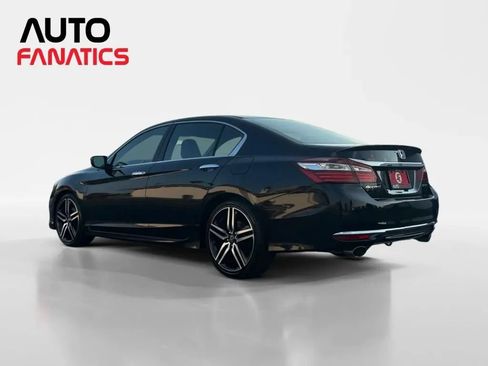 Used 2017 Honda Accord Sport image 3